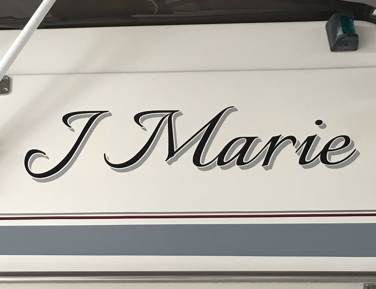 Margaux-Marine-Graphics-T-Marie